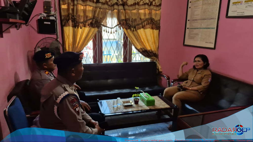 Brimob Sumut Peduli Pendidikan, Personel Kompi 2 Batalyon A Pelopor Antar Pelajar SD Pulang Sekolah dengan Aman dan Nyaman